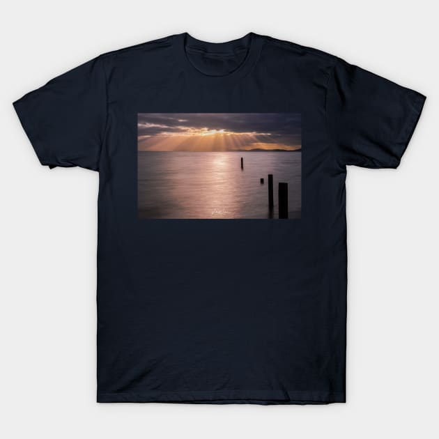 Sunrise at Corner Inlet, Yanakie, South Gippsland T-Shirt by VickiWalsh